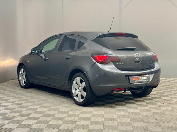 2011 Opel Astra J, серый, 599000 рублей - вид 2