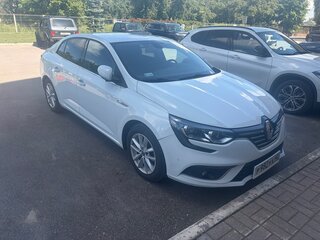2019 Renault Megane IV, белый, 1600000 рублей, вид 3