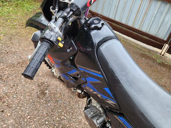 2017 Suzuki DR-Z 400, чёрный, 500000 рублей - вид 6