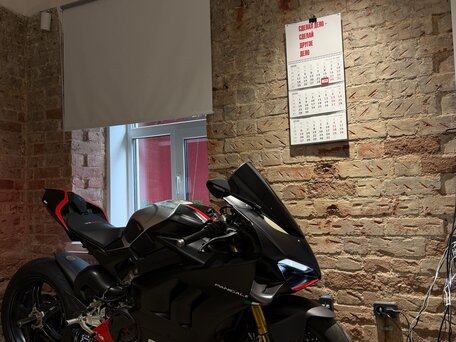 2022 Ducati Panigale V4, чёрный, 5000000 рублей, вид 3