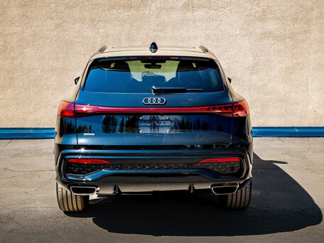 2026 Audi Q5 40 TFSI III (GU), чёрный, 5755000 рублей, вид 4