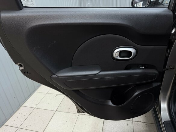 2018 Kia Soul II Рестайлинг, серый, 1239000 рублей - вид 12