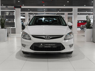 2010 Hyundai i30 I Рестайлинг, белый, 730000 рублей, вид 3