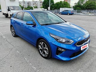 2018 Kia Ceed III, синий, 1850000 рублей, вид 1
