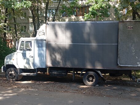 2006 ЗИЛ 5301 "Бычок", белый, 430000 рублей, вид 1