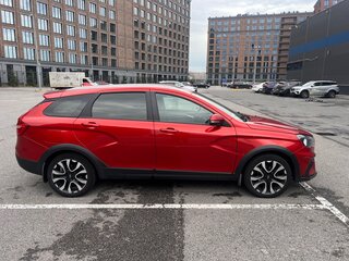 2018 Lada (ВАЗ) Vesta SW Cross I, красный, 950000 рублей, вид 4