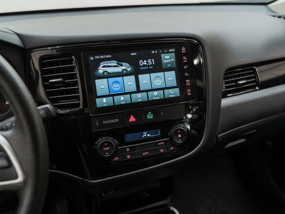 2022 Mitsubishi Outlander III Рестайлинг 3, белый, 2800000 рублей - вид 14
