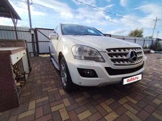 2008 Mercedes-Benz M-Класс 350 II (W164) Рестайлинг, белый, 998000 рублей, вид 3