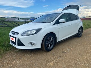 2011 Ford Focus III, белый, 700000 рублей, вид 1