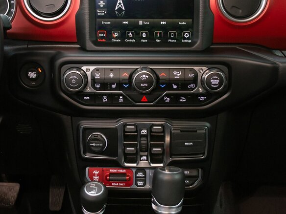 2022 Jeep Gladiator II (JT), серый, 7999000 рублей - вид 17