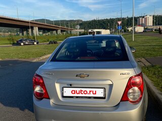 2013 Chevrolet Aveo II, серебристый, 695000 рублей, вид 4