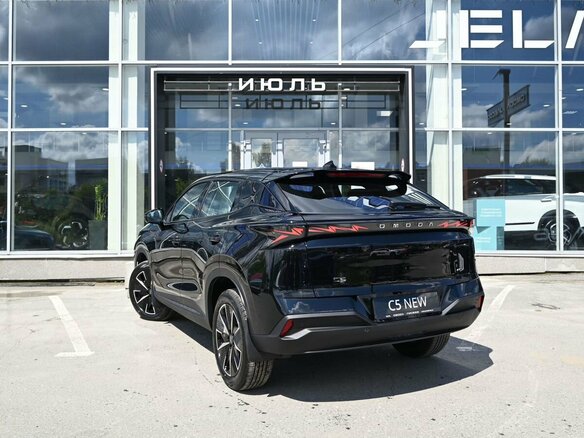 2026 Omoda C5 II, чёрный, 2398000 рублей - вид 5