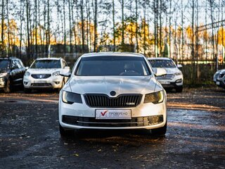 2014 Skoda Superb II Рестайлинг, белый, 900000 рублей, вид 3
