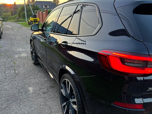 2018 BMW X5 M50d IV (G05/G18), чёрный, 5990000 рублей - вид 5