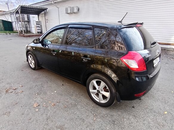 2011 Kia Ceed I Рестайлинг, чёрный, 780000 рублей - вид 7