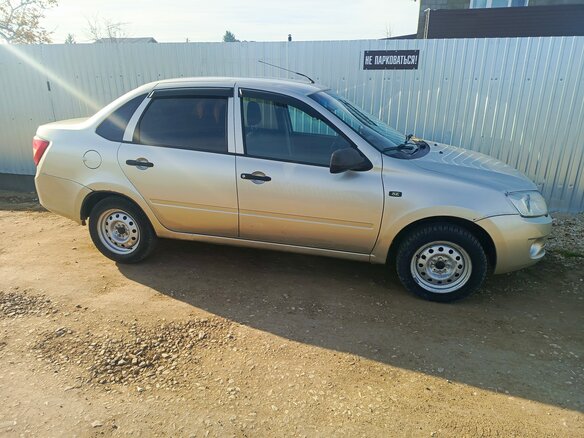 2013 Lada (ВАЗ) Granta I, серебристый, 220000 рублей - вид 1