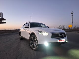 2013 Infiniti FX37 II (S51) Рестайлинг, белый, 2300000 рублей, вид 2