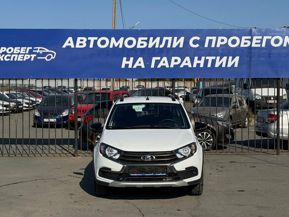 2024 Lada (ВАЗ) Granta Cross I Рестайлинг, белый, 899000 рублей - вид 1