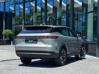 2026 Omoda C7, серебристый, 3499000 рублей, вид 2