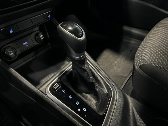 2022 Hyundai Solaris II Рестайлинг, белый, 1549000 рублей - вид 30
