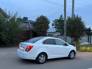 2012 Chevrolet Aveo II, белый, 420000 рублей, вид 5