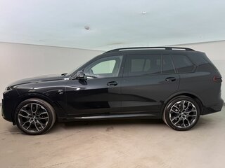 2025 BMW X7 40d I (G07) Рестайлинг, чёрный, 16800000 рублей, вид 4