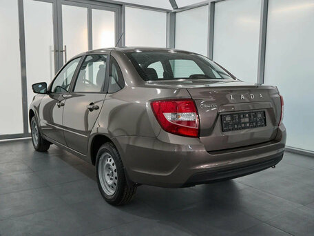2026 Lada (ВАЗ) Granta I Рестайлинг, коричневый, 1800000 рублей, вид 4