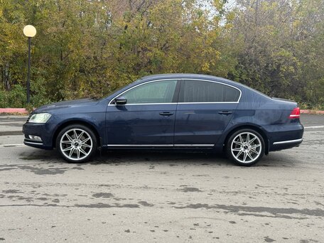 2011 Volkswagen Passat B7, синий, 940000 рублей, вид 4