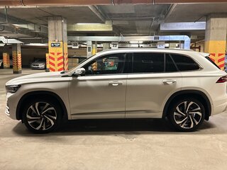 2024 Geely Monjaro (Xingyue L) I Рестайлинг (China Market), белый, 3650000 рублей, вид 4