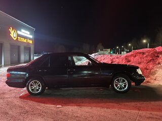 1994 Mercedes-Benz E-Класс 280 I (W124), чёрный, 570000 рублей, вид 4