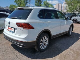 2021 Volkswagen Tiguan II Рестайлинг, белый, 3250000 рублей, вид 3