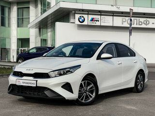 2022 Kia K3 II Рестайлинг, белый, 2197000 рублей, вид 1