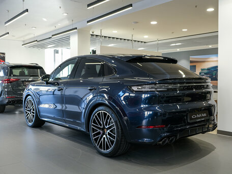2026 Porsche Cayenne Coupé III Рестайлинг, синий, 21700000 рублей, вид 3