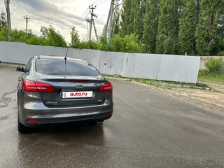 2015 Ford Focus III Рестайлинг, серый, 740000 рублей, вид 4