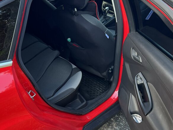2012 Ford Focus III, красный, 580000 рублей - вид 20