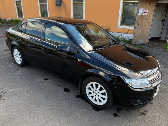 2008 Opel Astra H Рестайлинг, чёрный, 520000 рублей - вид 1