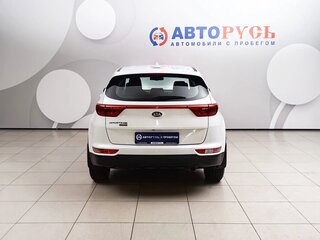2017 Kia Sportage IV, белый, 1849000 рублей, вид 4