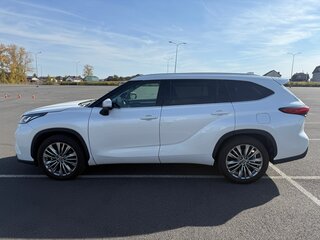 2025 Toyota Highlander IV (XU70), белый, 5450000 рублей, вид 2