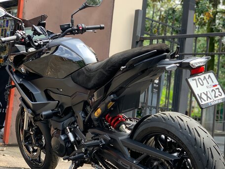 2020 BMW F 900 XR, чёрный, 900000 рублей, вид 4
