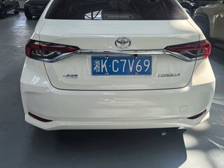 2022 Toyota Corolla XII (E210) Рестайлинг, белый, 1442000 рублей, вид 5