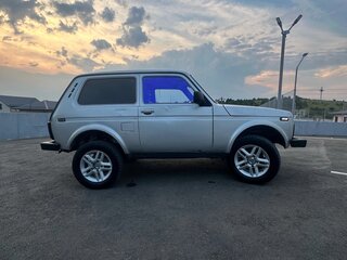 2002 Lada (ВАЗ) 2121 (4x4) I Рестайлинг, серебристый, 315000 рублей, вид 3