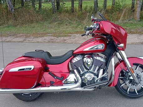 2019 Indian Chieftain, красный, 1399999 рублей, вид 2