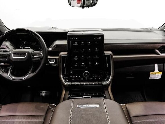 2026 GMC Yukon XL V Рестайлинг, чёрный, 17500000 рублей - вид 12