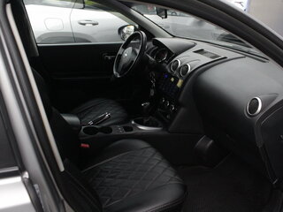 2013 Nissan Qashqai I Рестайлинг, серебристый, 1150000 рублей, вид 5