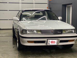 1989 Toyota Mark II VI (X80), белый, 650000 рублей, вид 3