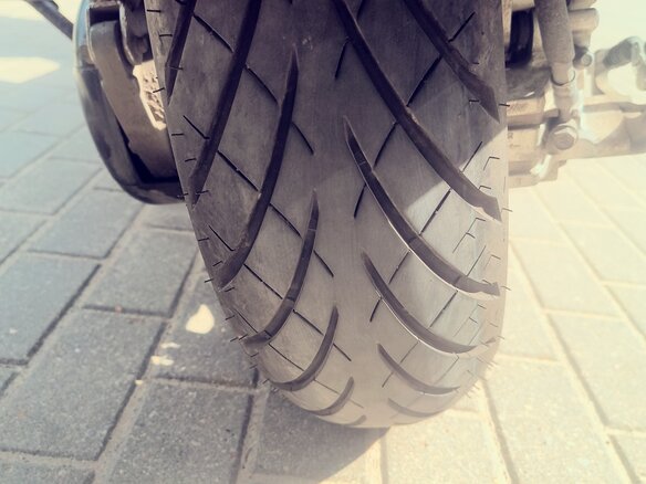 2002 Suzuki Burgman (SkyWave) 650, бежевый, 225000 рублей - вид 11