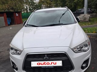 2013 Mitsubishi ASX I Рестайлинг, белый, 1500000 рублей, вид 1