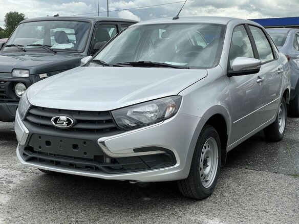 2026 Lada (ВАЗ) Granta I Рестайлинг, серебристый