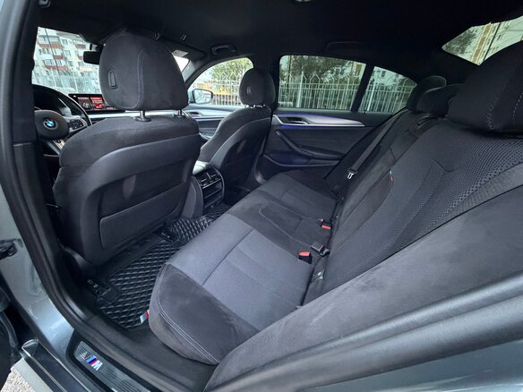 2019 BMW 5 серии 520d xDrive VII (G30/G31/G38), серый, 3597000 рублей - вид 18