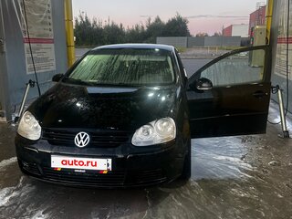 2004 Volkswagen Golf V, чёрный, 400000 рублей, вид 4